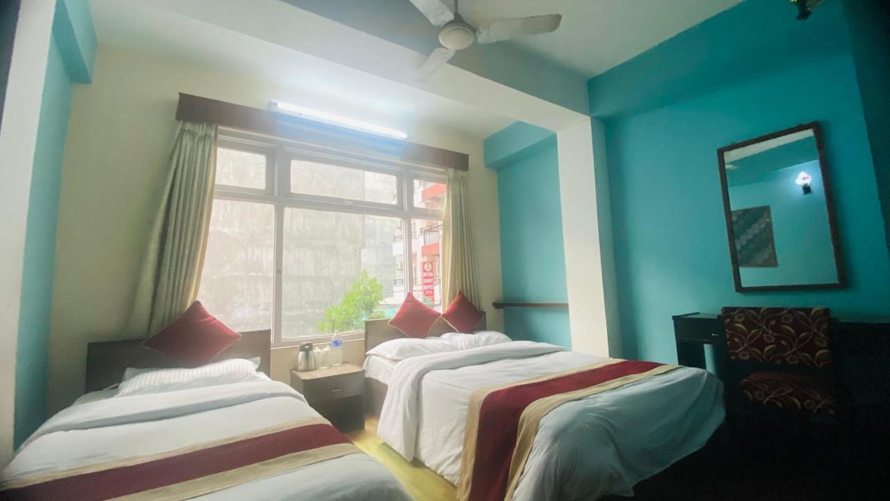 Hotel Discovery Inn Kathmandu Exterior photo